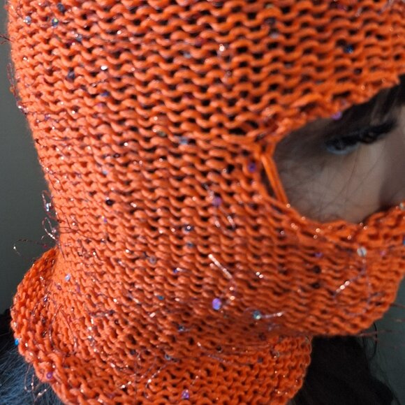 Fiber Riot Open Stitch Balaclava – Lightweight - Picture 6 of 6